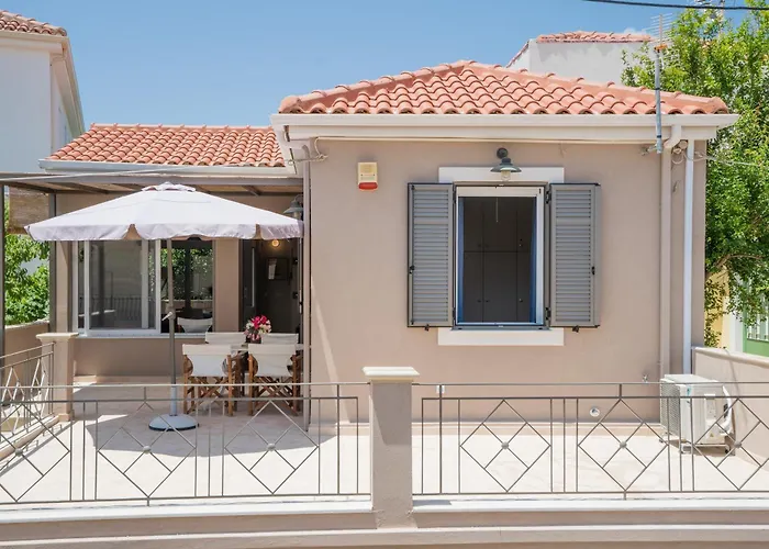Andreas House Дом отдыха Ликсури